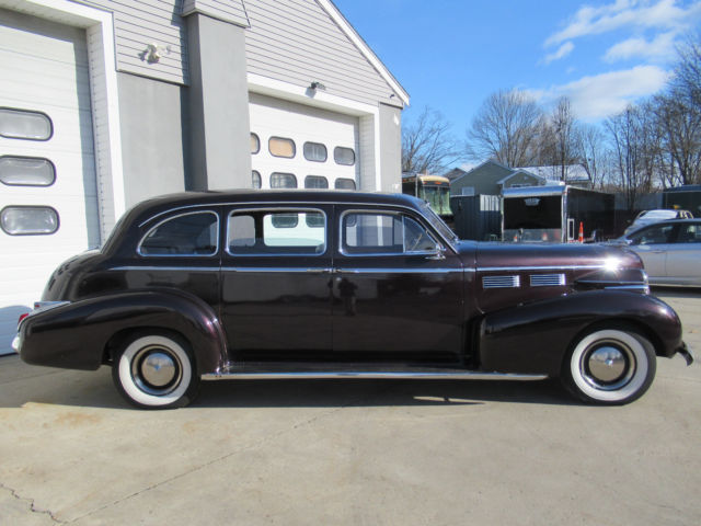 1940 Cadillac Series 75 Fleetwood Limousine - photo 6