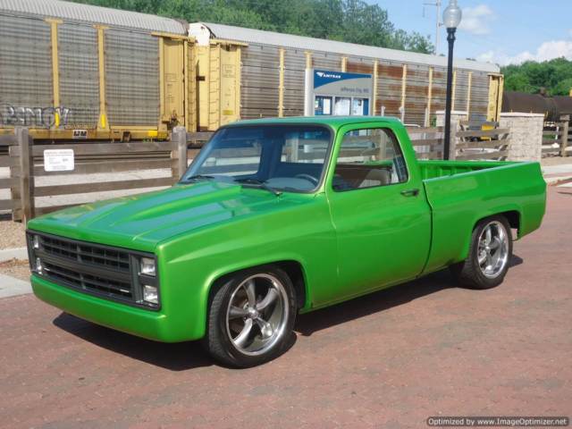 WOW! LOWERED, BEAUTIFUL RESTORED CUSTOM C10, STROKER, DART HEADS, 20'S, COLD AC! 1985 Chevrolet C-10 SILVERADO 1500