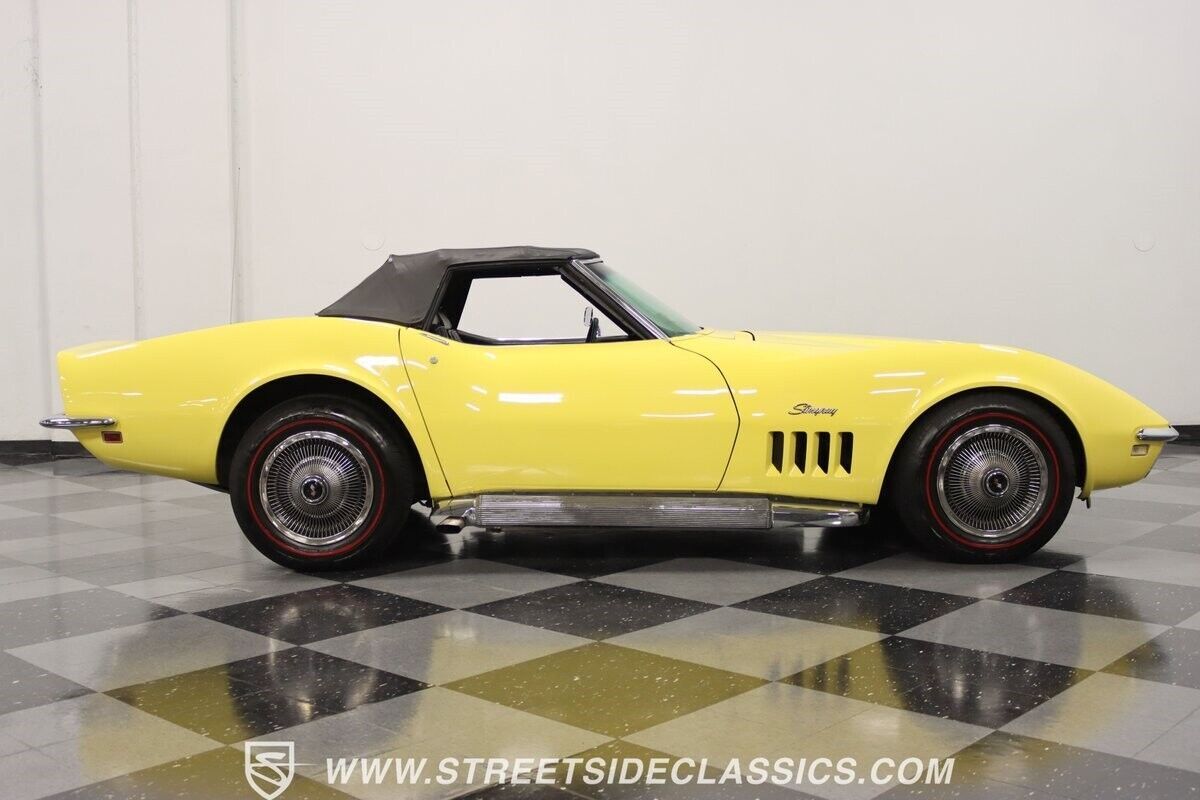 1969 Chevrolet Corvette 427 Convertible - photo 13