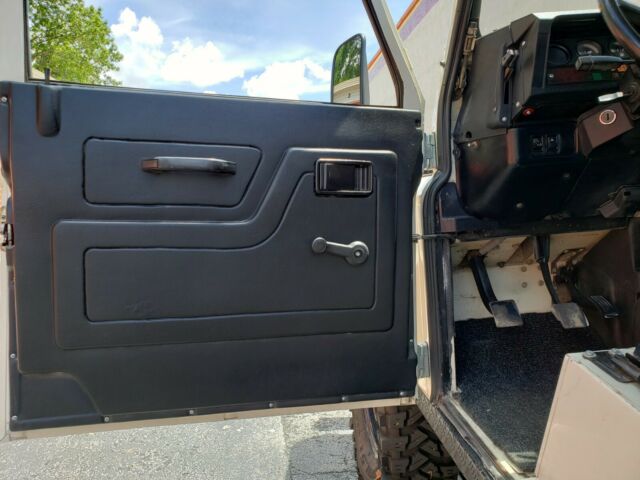 1980 Land Rover Defender - photo 11