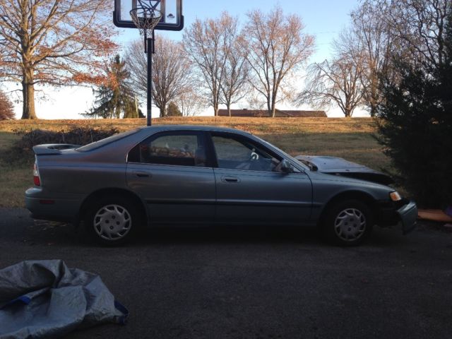 1994 Honda Accord - photo 2