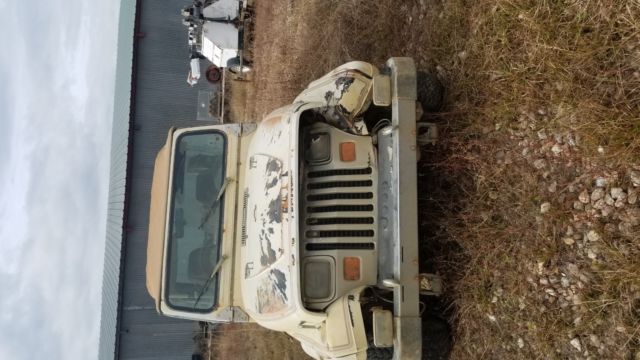 1987 Jeep Wrangler - photo 2