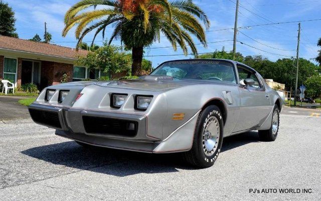 WS6 10TH ANNIVERSARY 6.6 L 403 V8 AUTOMATIC T-TOP AIR CONDITION TURBO WHEELS 1979 Pontiac Trans Am T-TOP