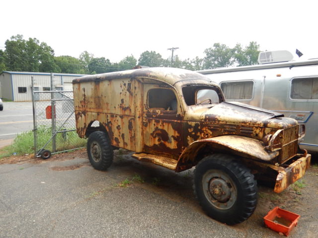 1941 Dodge WC-47 - photo 2