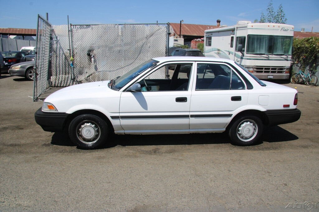 1988 Toyota Corolla - photo 3