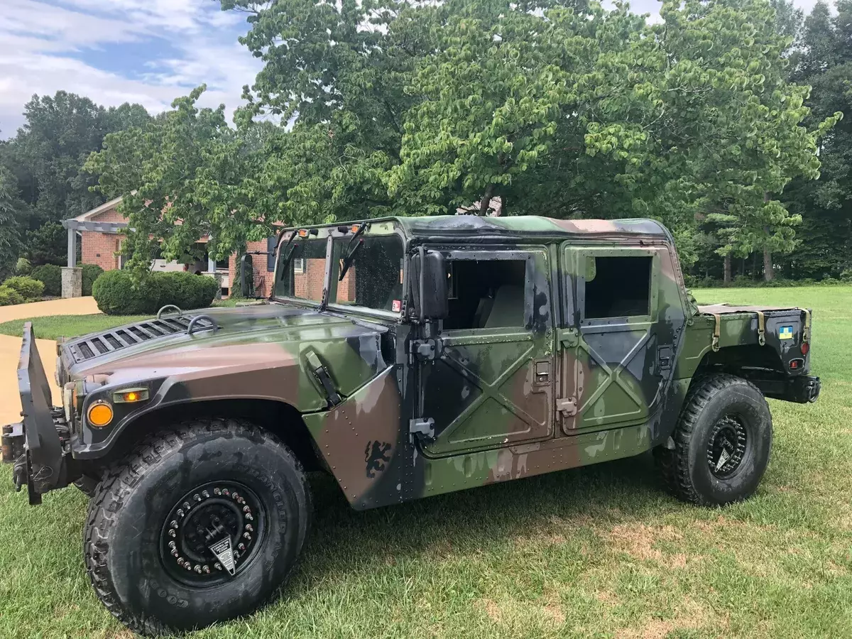 X-doors, winch, every option and upgrade, tuned and functional perfection 1994 Hummer H1