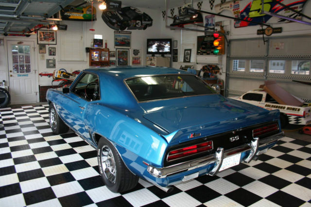 1969 Chevrolet Camaro - photo 12