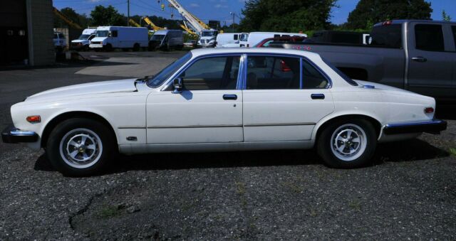 1987 Jaguar X-Type XJ6