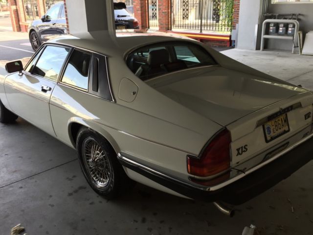 1989 Jaguar XJS Base Coupe 2-Door - photo 3