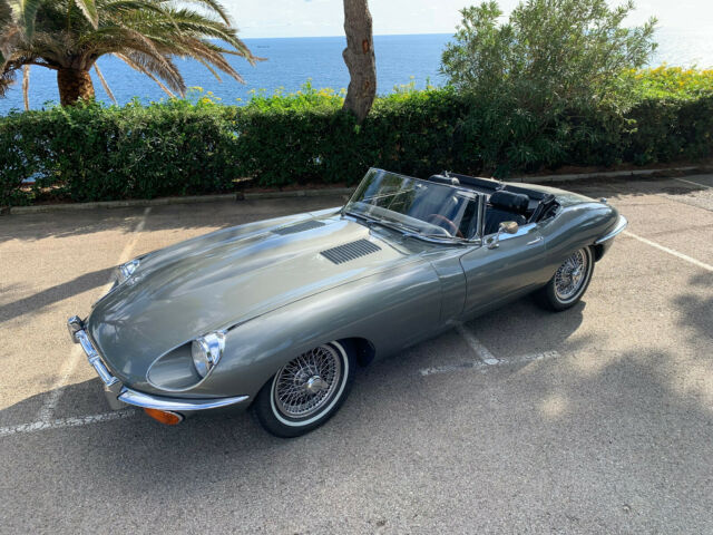 XKE Roadster - Matching numbers - RESTORED 1970 Jaguar E-Type