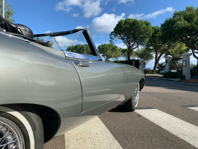 1970 Jaguar E-Type - photo 10