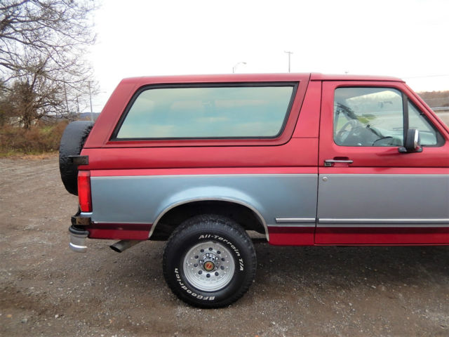 1994 Ford Bronco XLT - photo 10