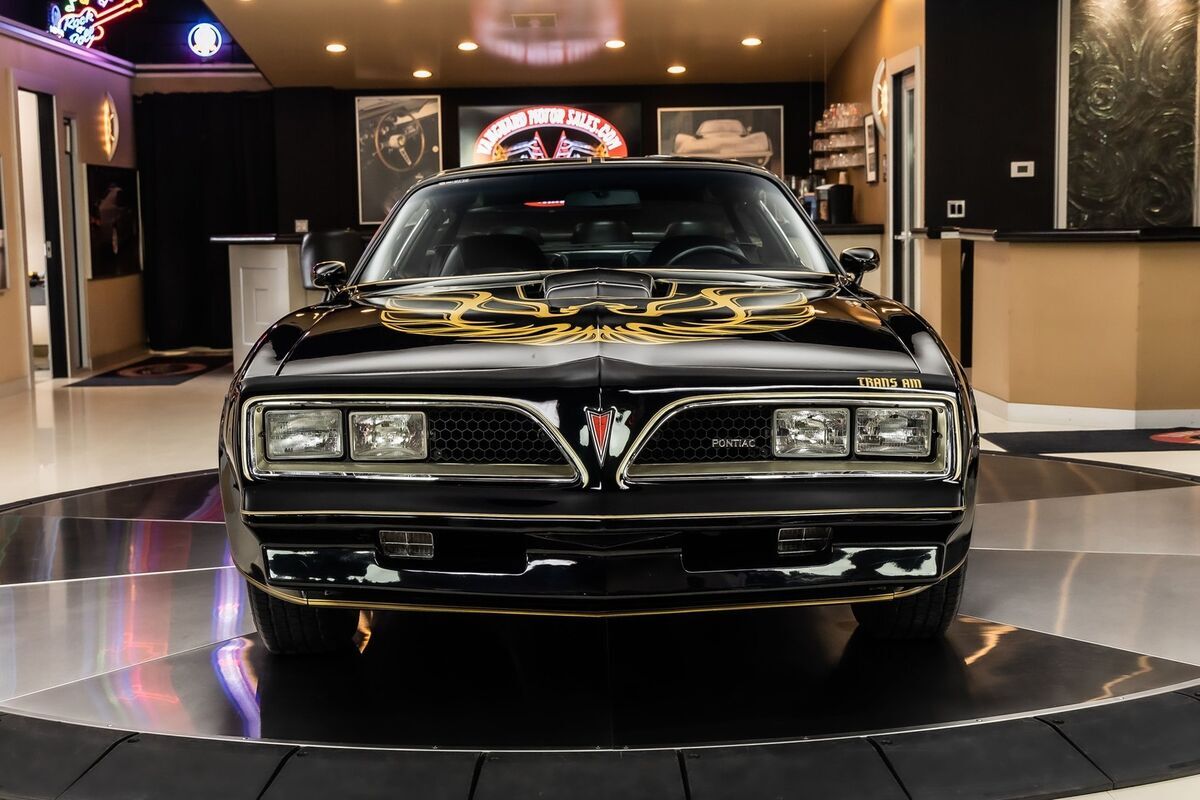 1977 Pontiac Firebird Trans Am Y82 SE - photo 9