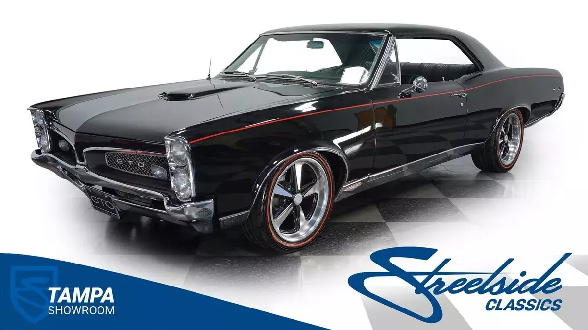 YEAR CORRECT 400 V8 MUNCIE 4 SPEED GORGEOUS BLACK PAINT STRAIGHT BODY NEW INTERI 1967 Pontiac GTO