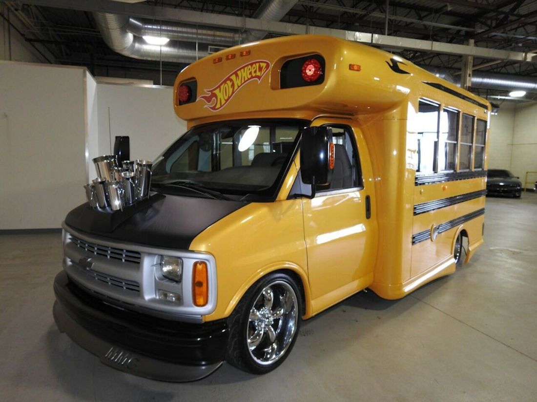 1985 GMC Vandura G2500 - photo 8