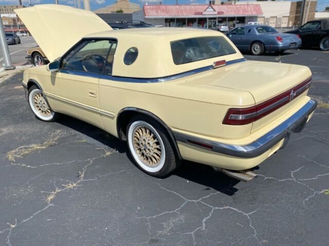 1989 Chrysler tC by Maserati