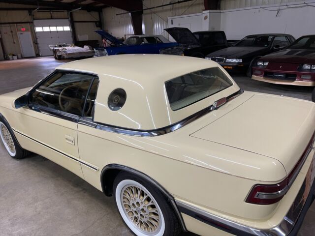 1989 Chrysler tC by Maserati - photo 8