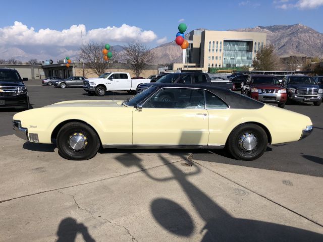 1967 Oldsmobile Toronado DELUXE COUPE - photo 2