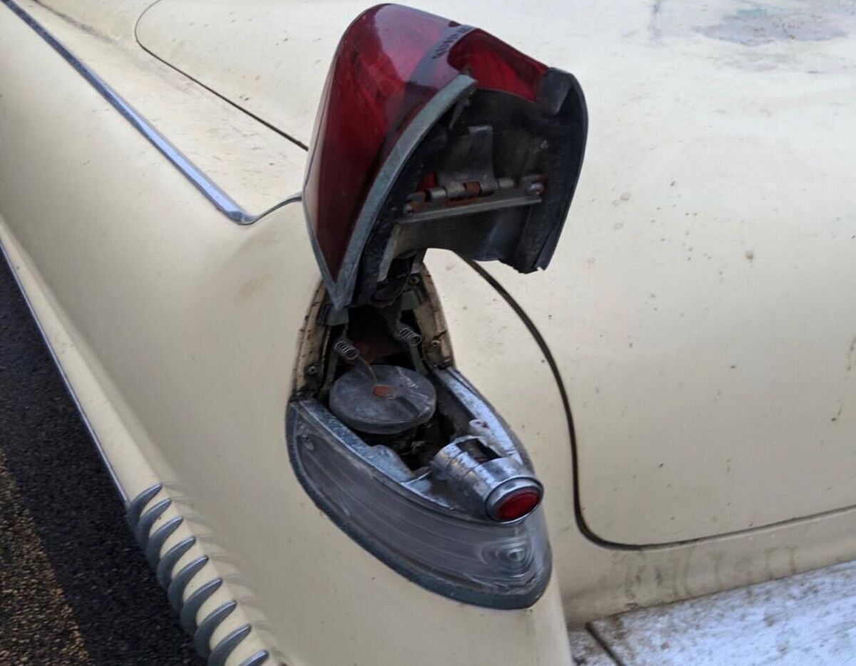 1956 Cadillac DeVille SEDAN - photo 9