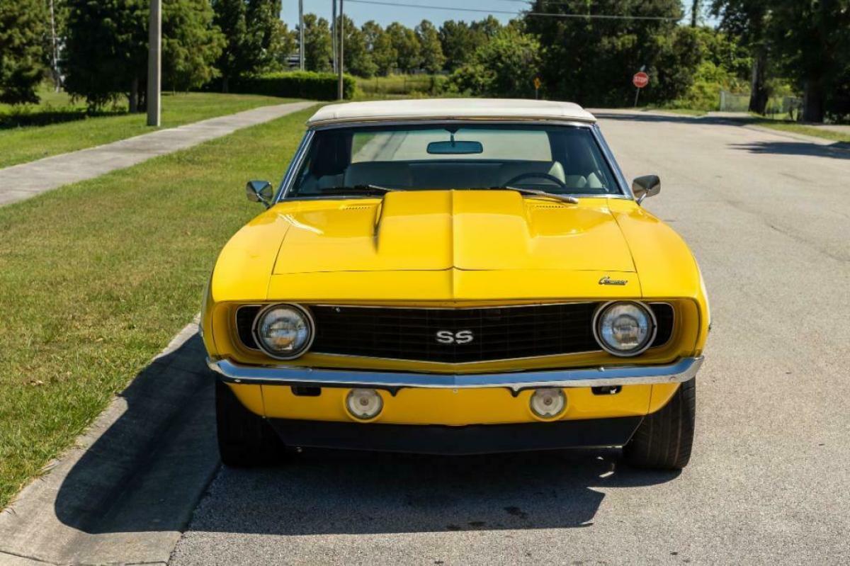 1969 Chevrolet Camaro Convertible - photo 2