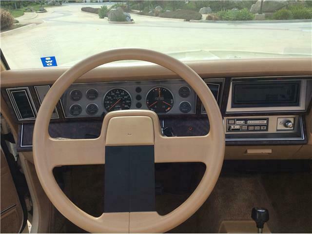 1986 Dodge 600 ES - photo 11