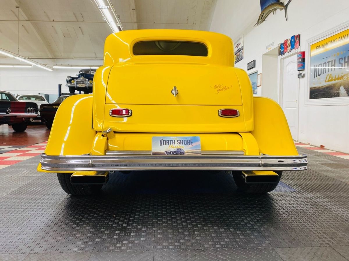 1932 Ford Hot Rod / Street Rod - SHOW CAR QUALITY - SUPERCHARGED 355 ENGINE - - photo 12