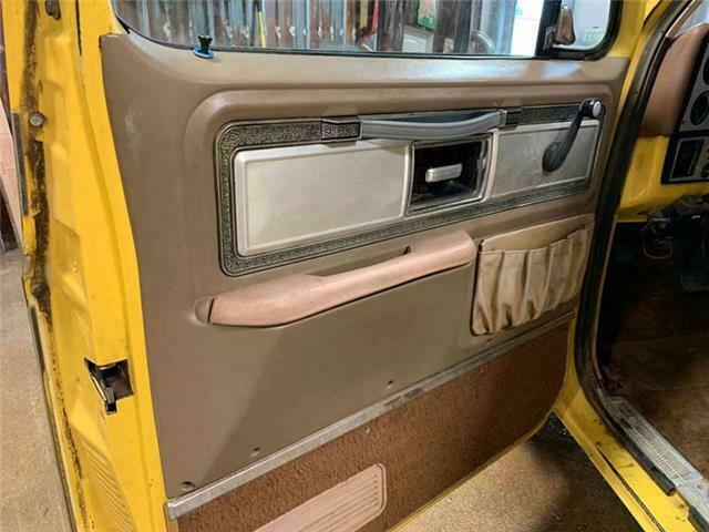 1978 GMC Sierra Classic Crew Cab 3x3 - photo 8