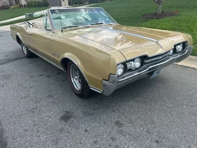 Yellow Oldsmobile Cutlass with 0 Miles available now! 1967 Oldsmobile Cutlass