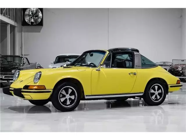 Yellow over Black | Please "See full description" for more photos/info 1971 Porsche 911 T 2.4 Targa