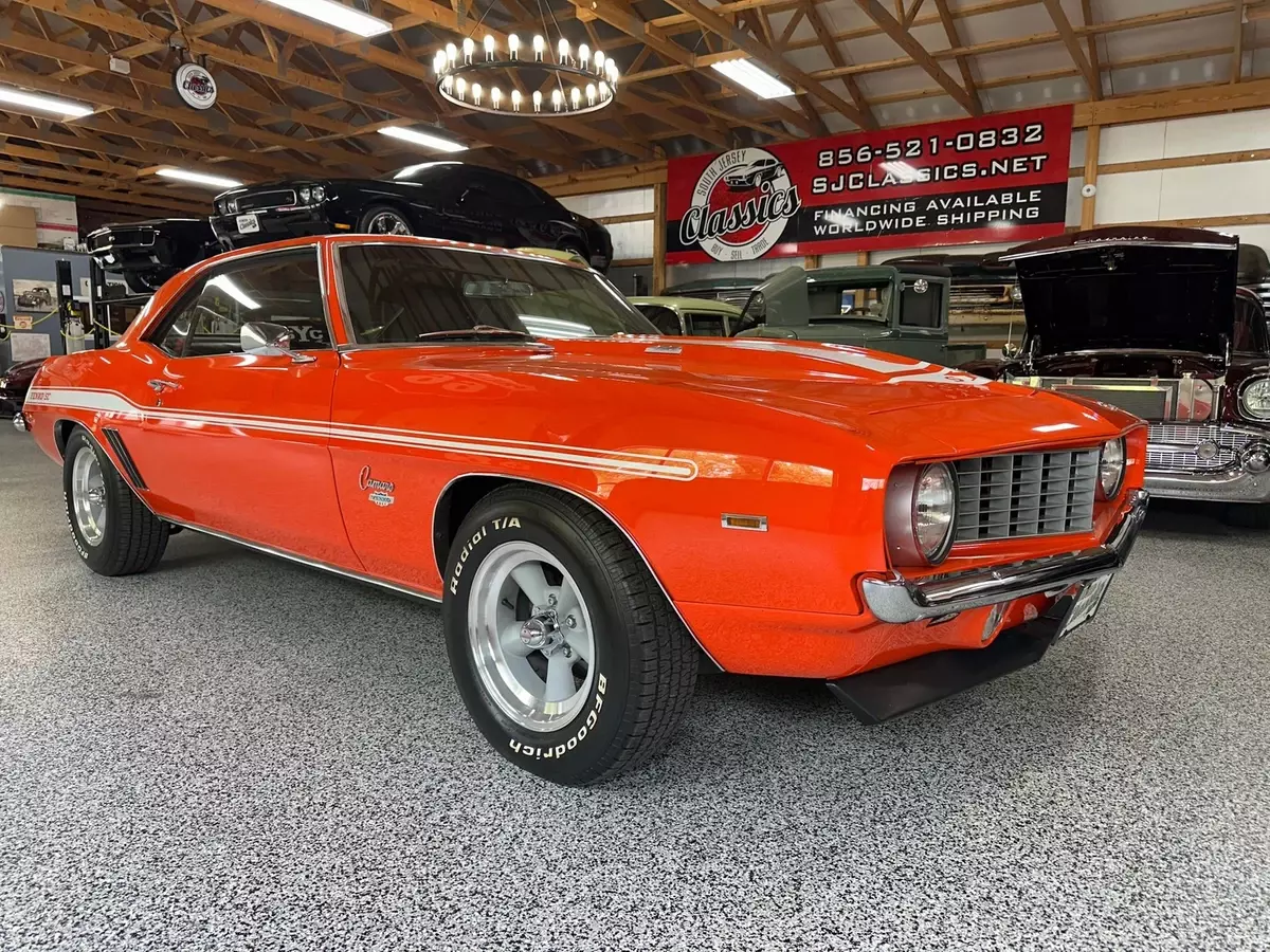 Yenko/SC 427 COPO Tribute, 4-Speed, Power Brakes & Steering, 12-Bolt 1969 Chevrolet Camaro Yenko/SC 427 COPO Tribute, 4-Speed, PS & PB, 12-Bolt