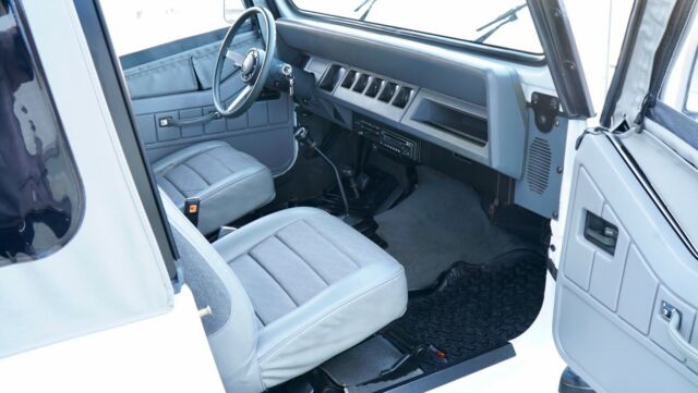 1990 Jeep Wrangler YJ - photo 12