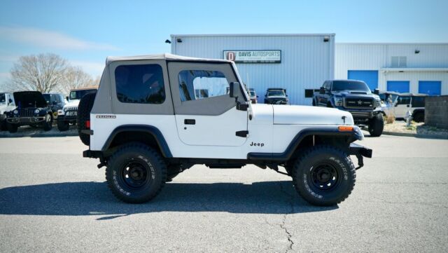 1990 Jeep Wrangler YJ - photo 9