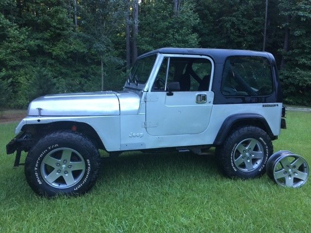 1988 Jeep Wrangler - photo 2