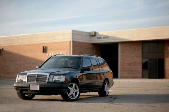 1989 Mercedes-Benz 300-Series TE - photo 2