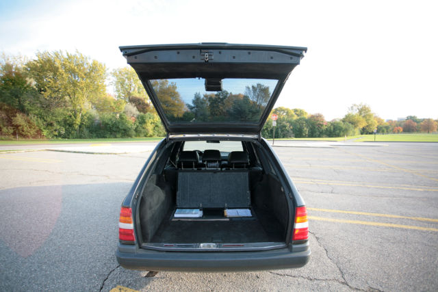 1989 Mercedes-Benz 300-Series TE - photo 5