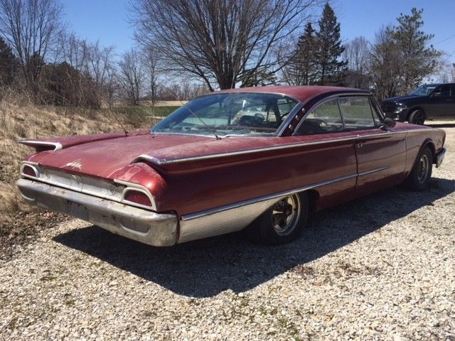 1960 Ford Starliner - photo 3