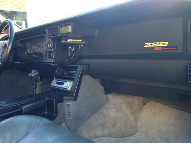 1992 Chevrolet Camaro - photo 7