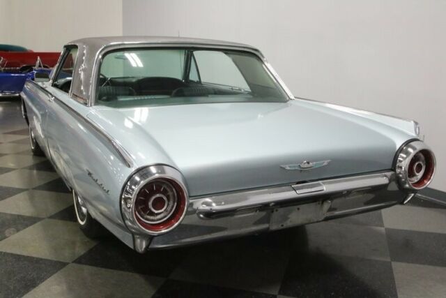 1963 Ford Thunderbird Landau - photo 11