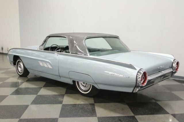 1963 Ford Thunderbird Landau - photo 9