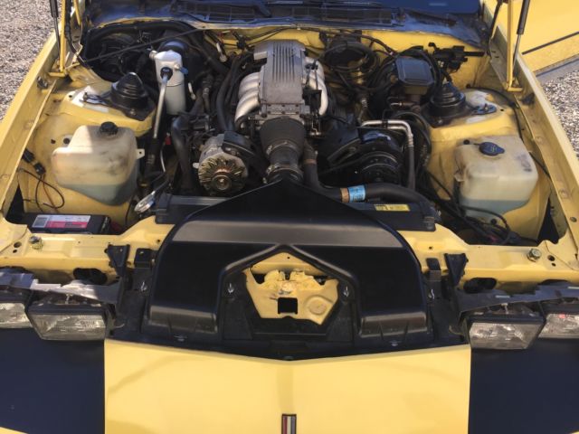 1985 Chevrolet Camaro - photo 13