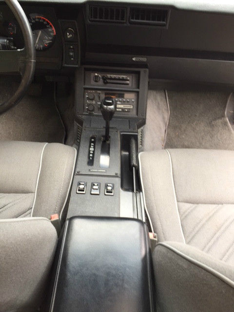 1985 Chevrolet Camaro - photo 8