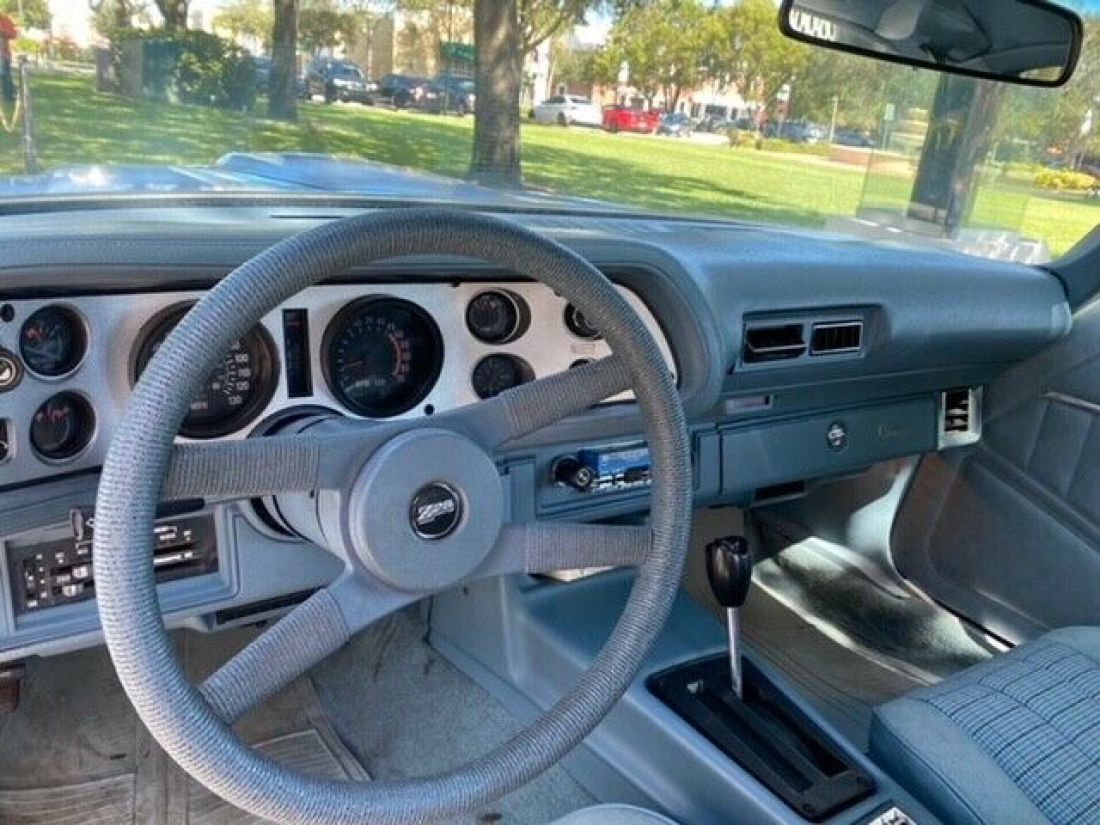 1978 Chevrolet Camaro - photo 12