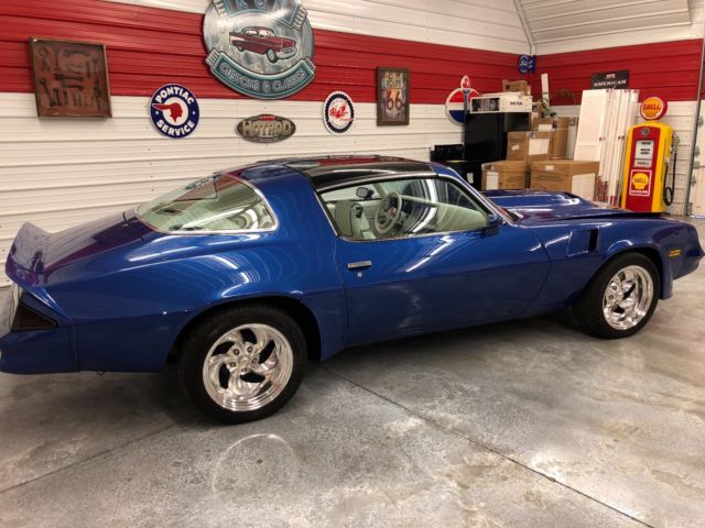 1981 Chevrolet Camaro Z28 - photo 3