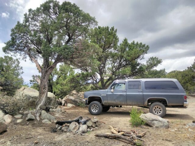 1987 GMC Suburban - photo 4