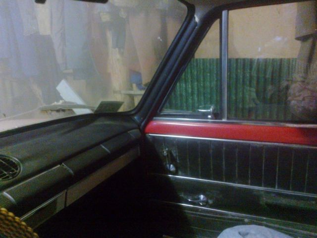 1976 Lincoln Town Car - photo 7