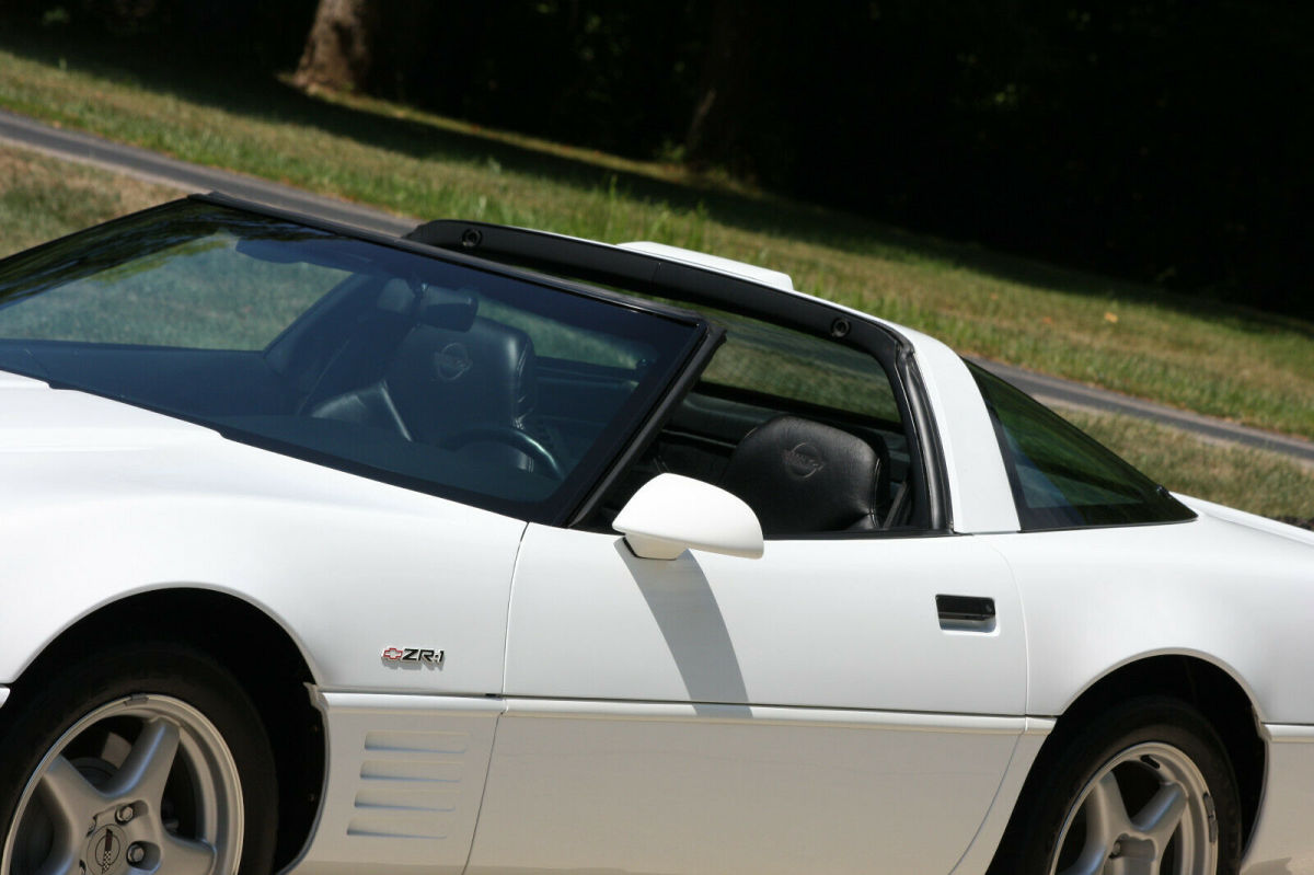 1994 Chevrolet Corvette ZR1 - photo 4