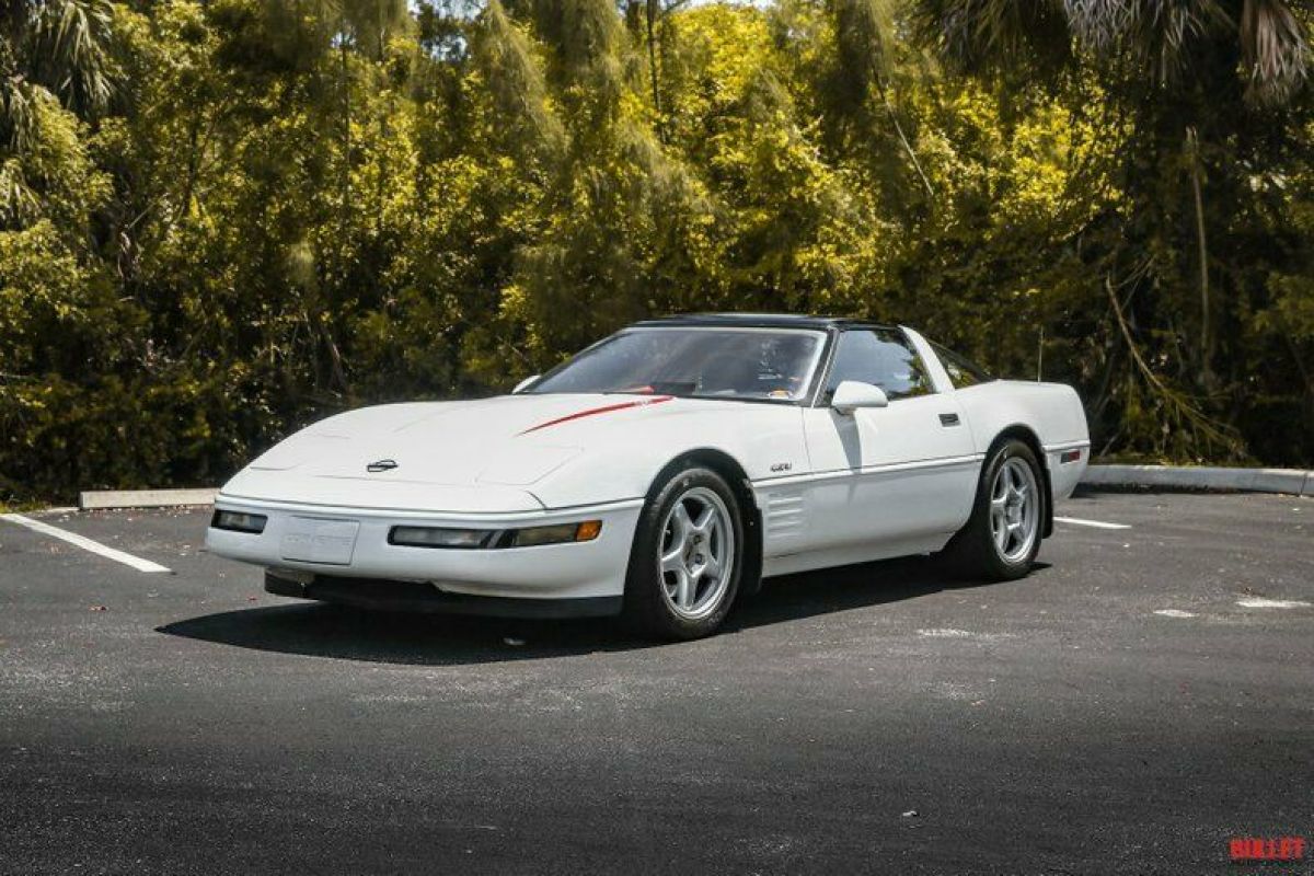 ZR1 Edition / LT5 350ci V8 Motor / Cold Air Conditioning / Clean Interior ! 1991 Chevrolet Corvette