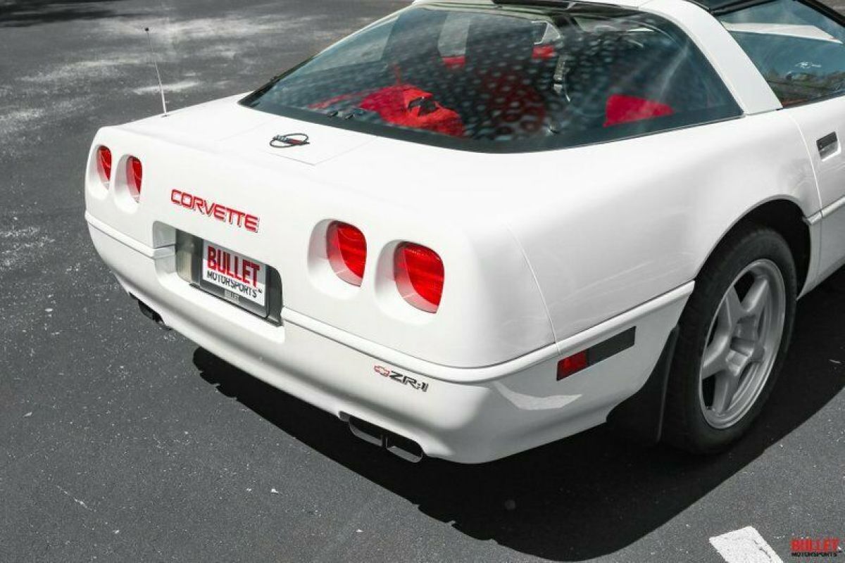 1991 Chevrolet Corvette - photo 13