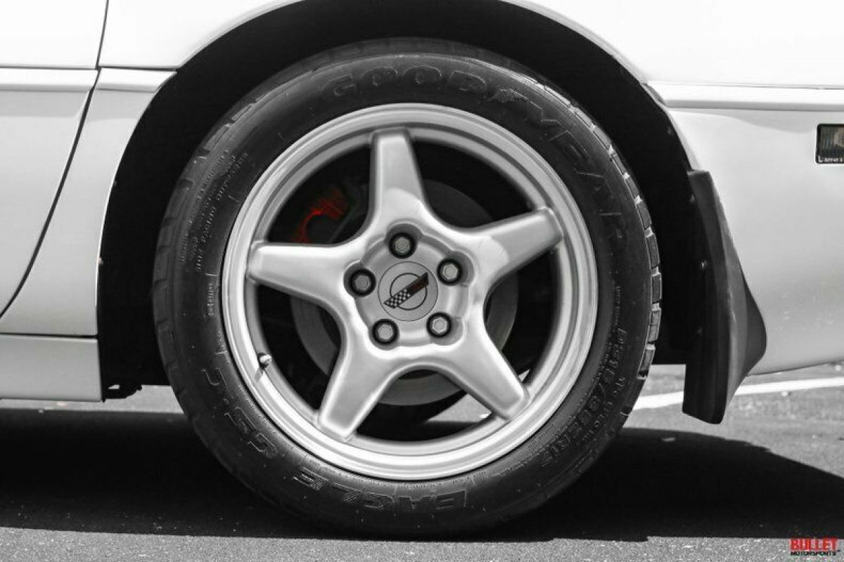 1991 Chevrolet Corvette - photo 8