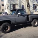 &#039;87 Chevy 4x4 V10 truck